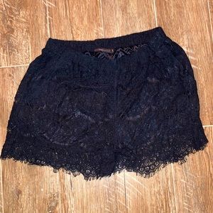 NWOT black lace shorts